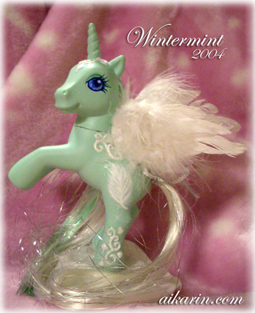 Wintermint: custom cold weather alicorn